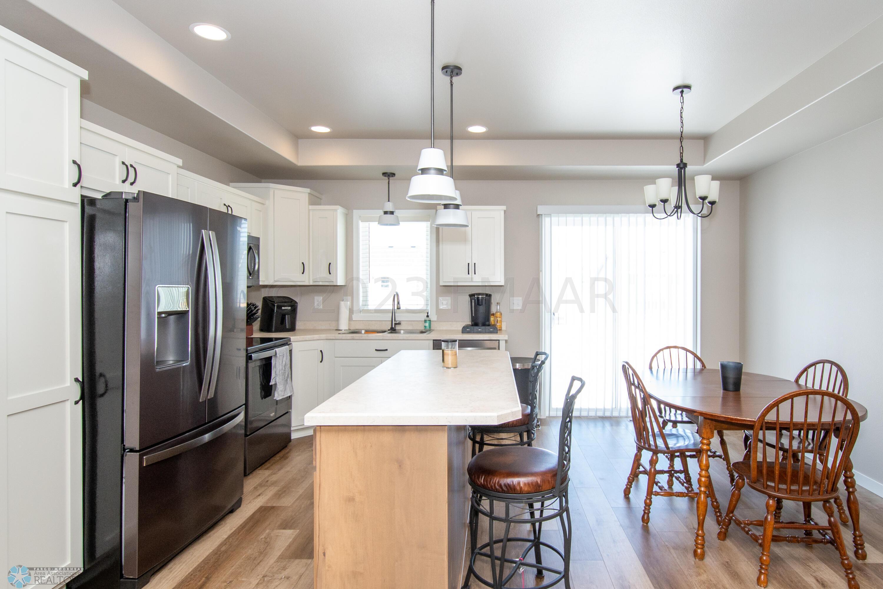 Kitchen/Dining