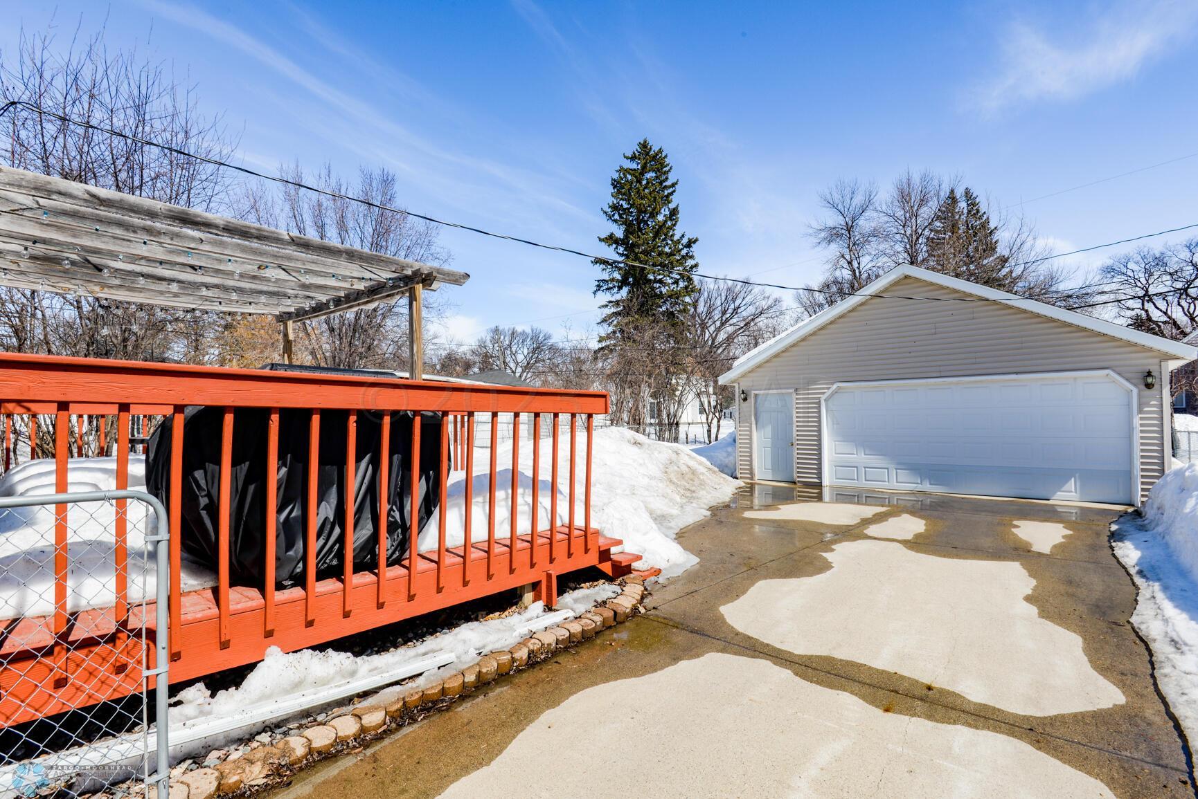 Deck & Garage