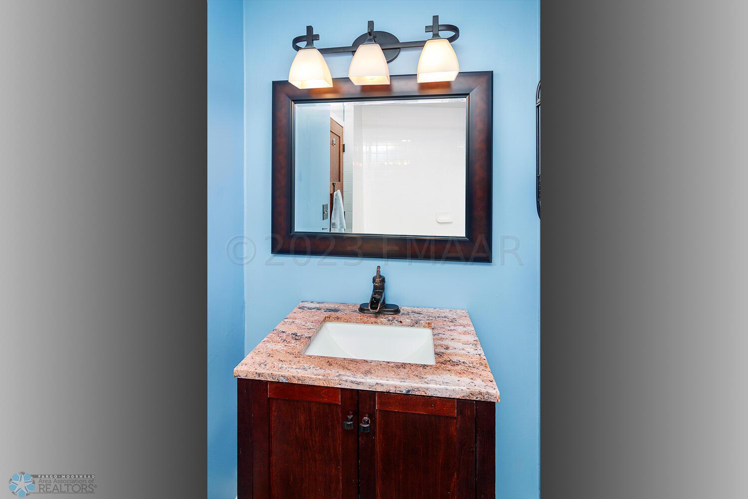 2nd Bathroom