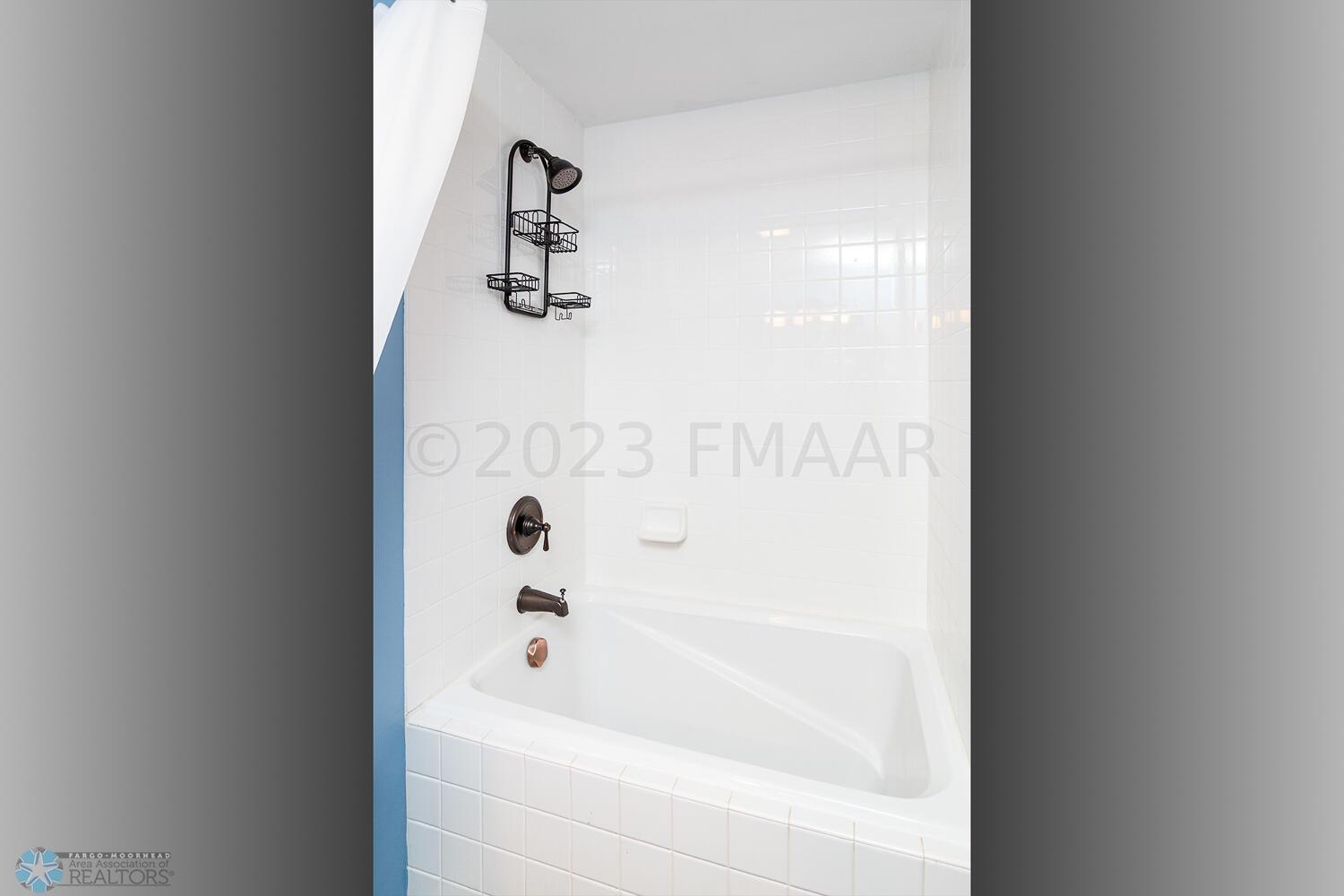 2nd Bathroom