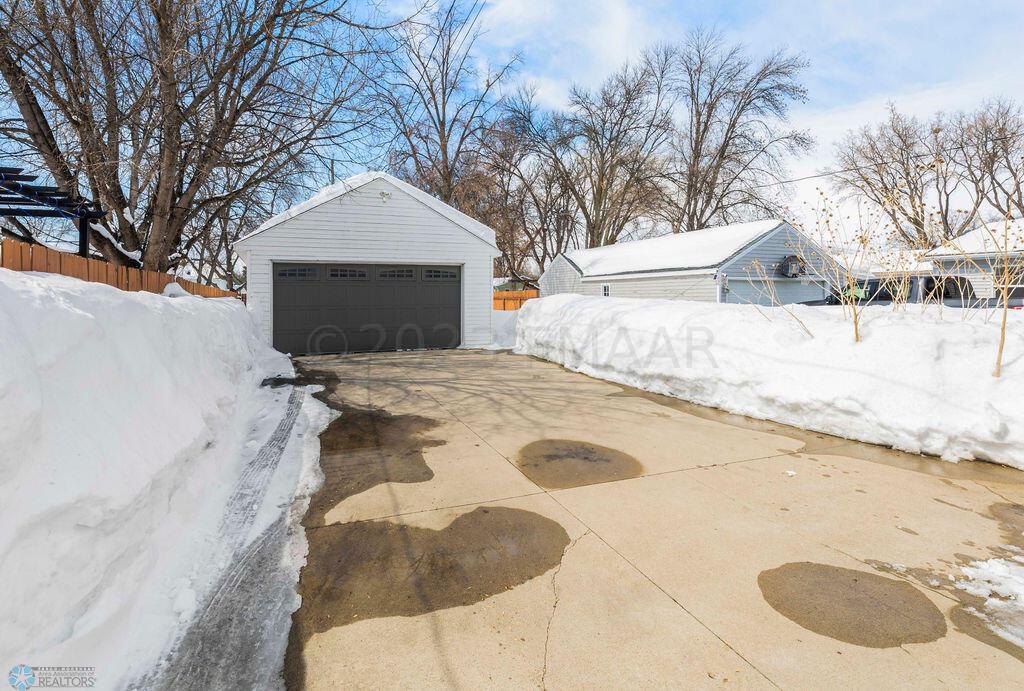 2 Stall Garage