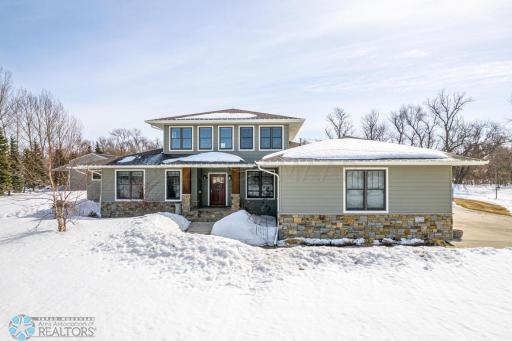 7122 61 Avenue S, Horace, ND 58047