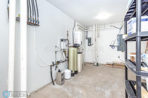 7122 61 Avenue S, Horace, ND 58047