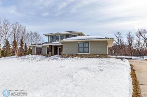 7122 61 Avenue S, Horace, ND 58047