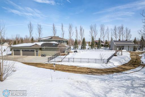 7122 61 Avenue S, Horace, ND 58047