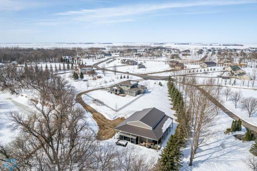 7122 61 Avenue S, Horace, ND 58047