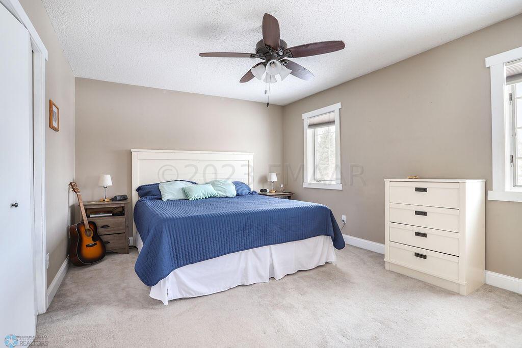 1507 39 1/2 Ave S, Fargo