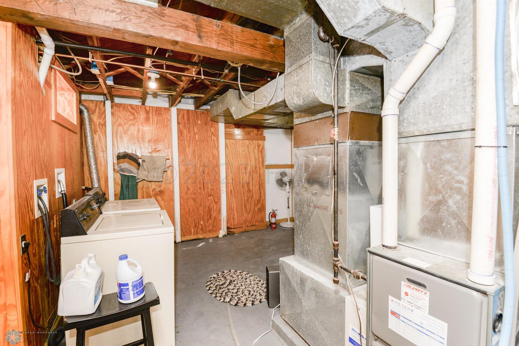 Laundry/Utilities