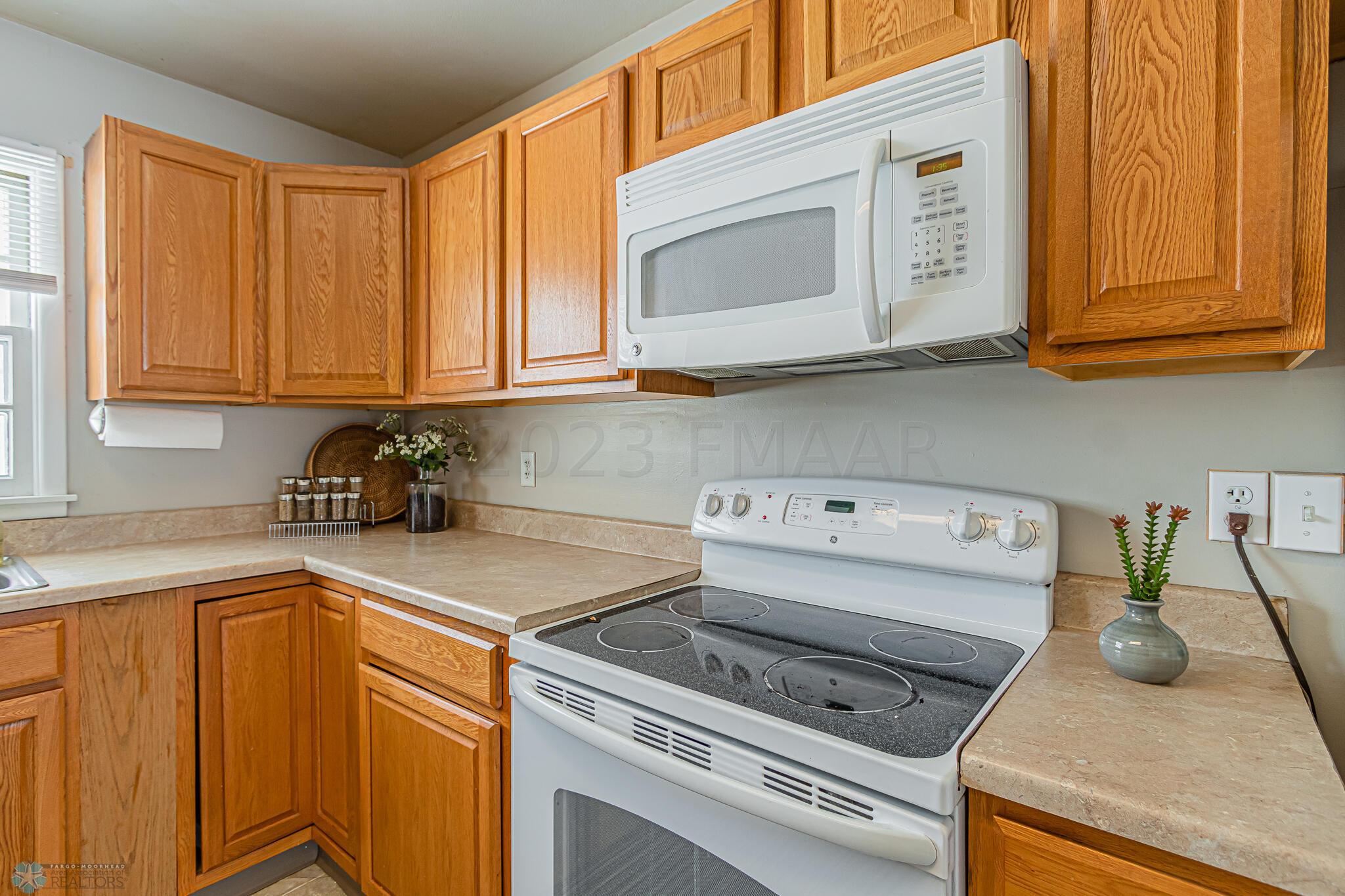 2109 9 1_2 St N, Fargo, N 58102-31