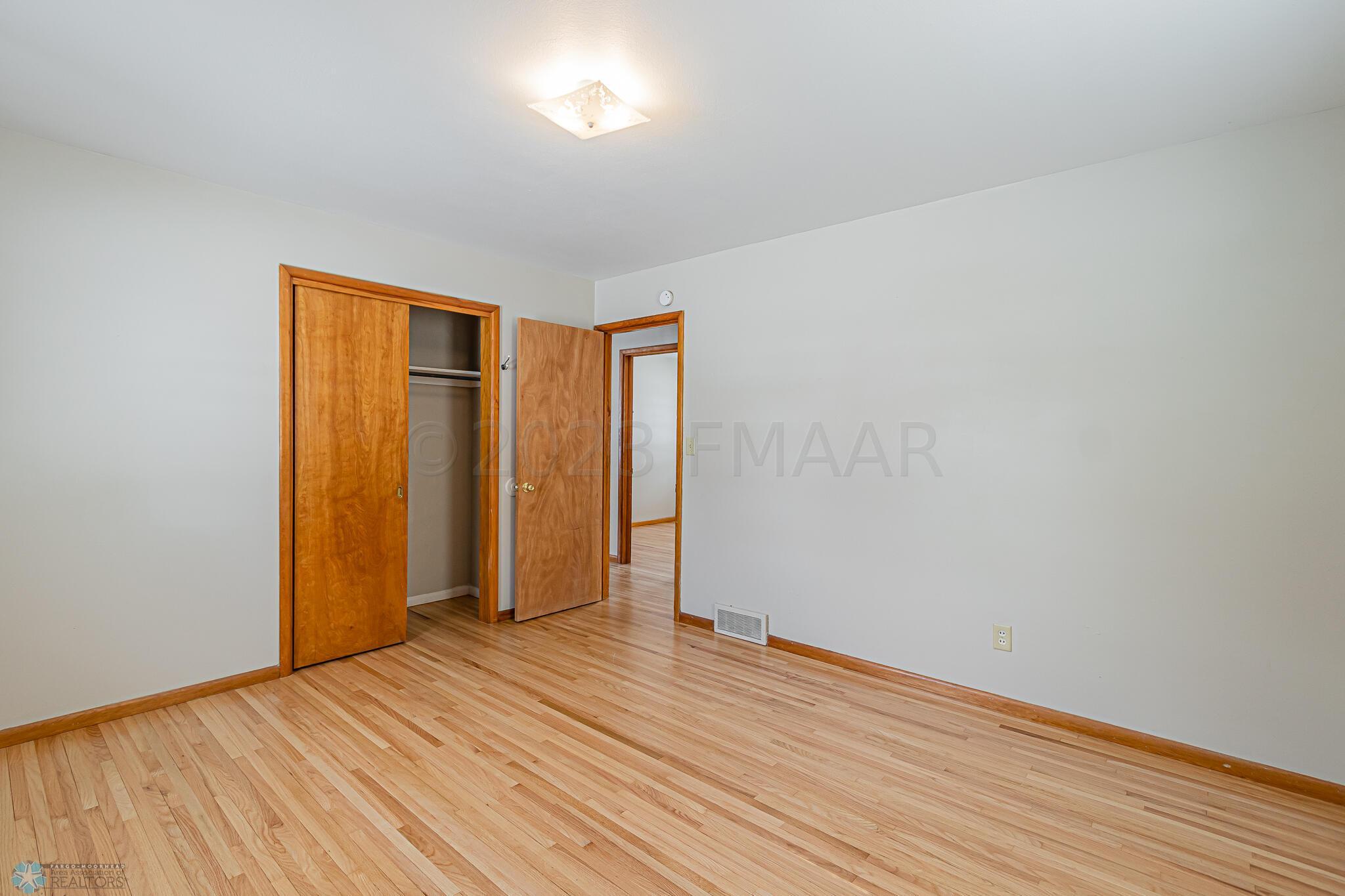 2109 9 1_2 St N, Fargo, N 58102-22