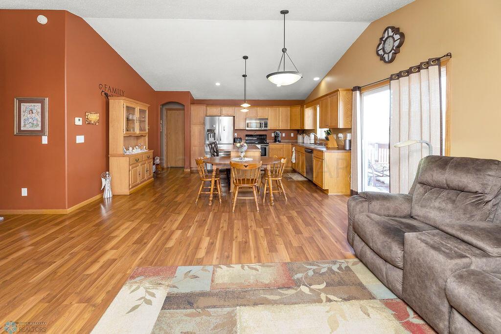 Living Room/Kitchen