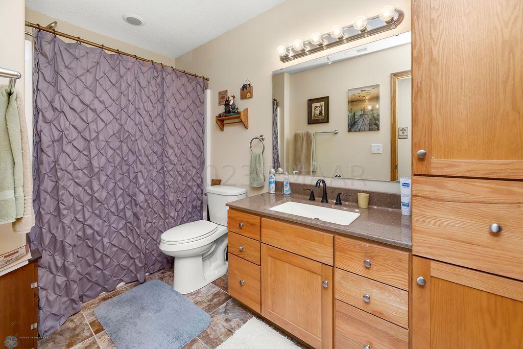 Lower Full Bath