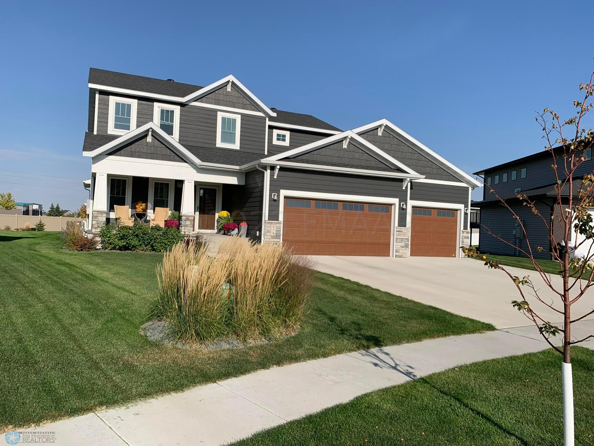 Front Exterior- Summer