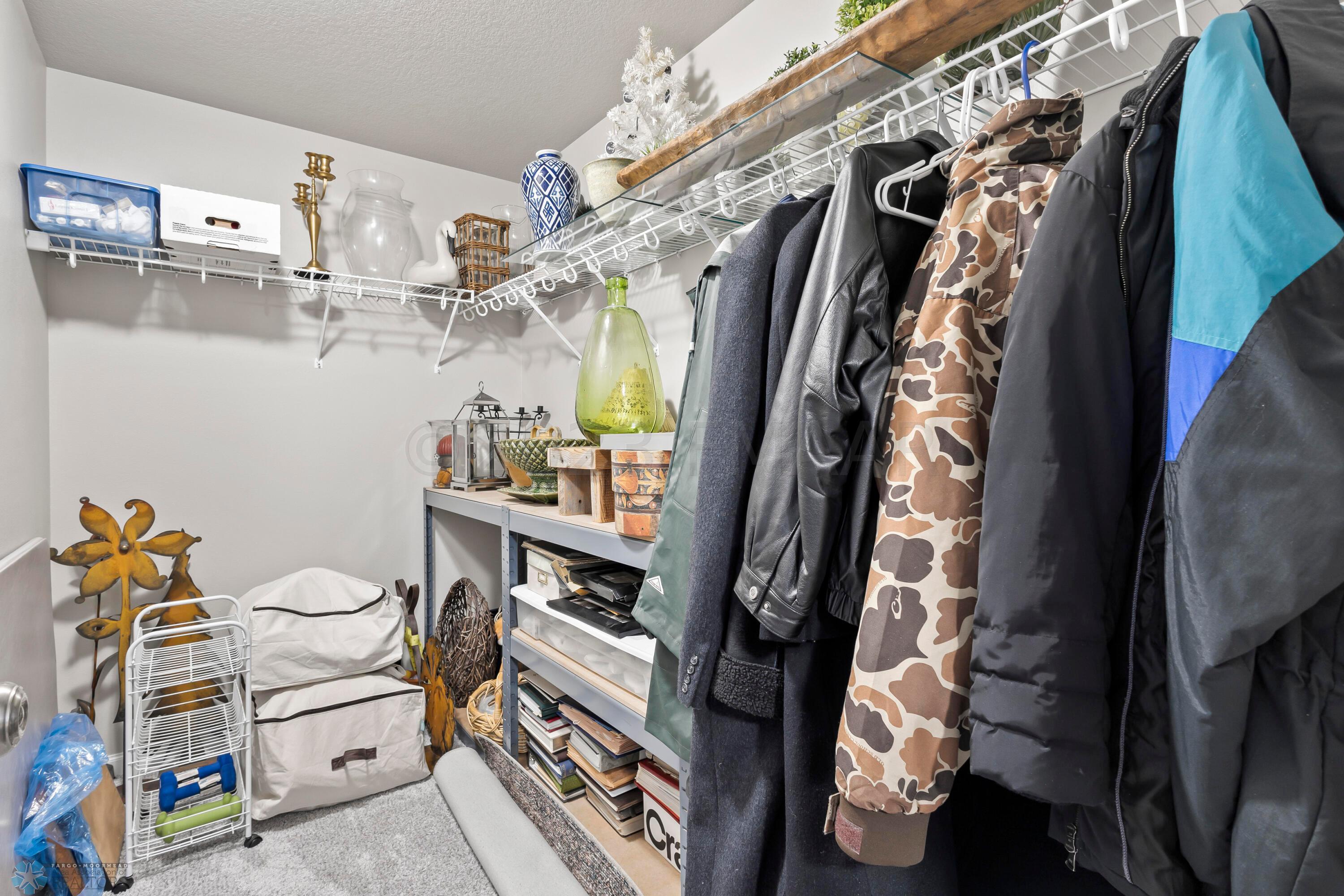 Walk-in-Closet
