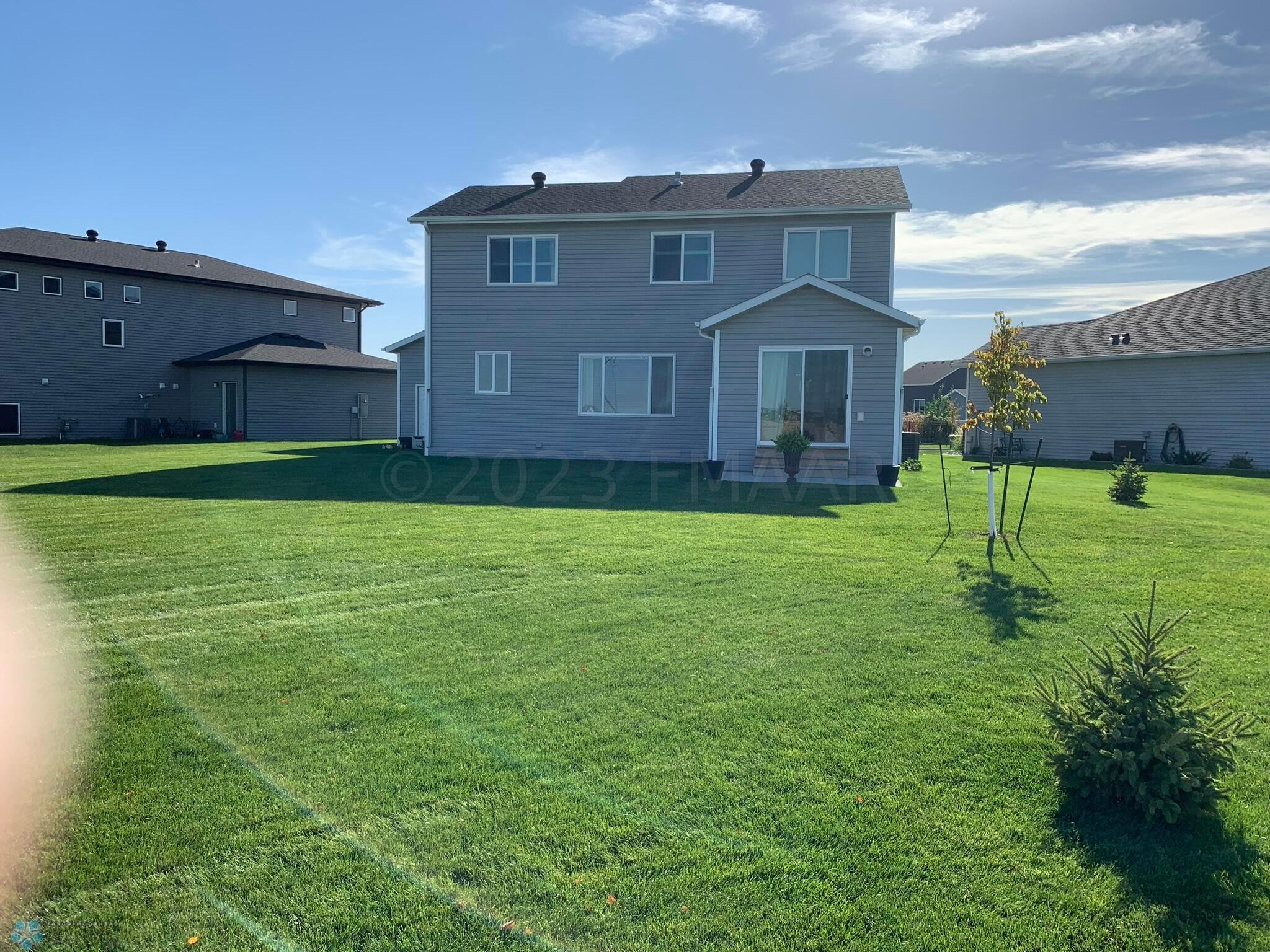 Rear Exterior - Summer