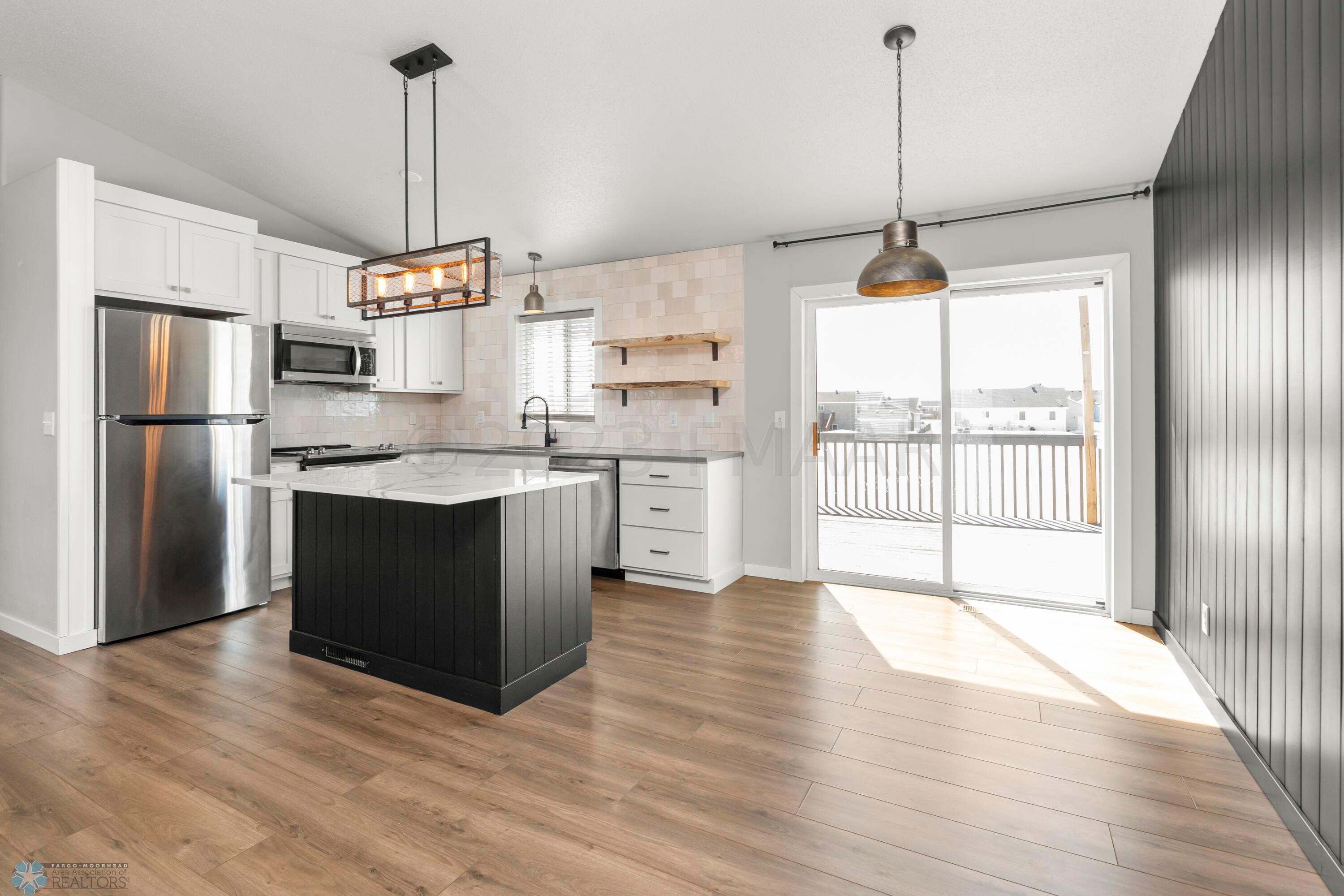 Kitchen/Dining