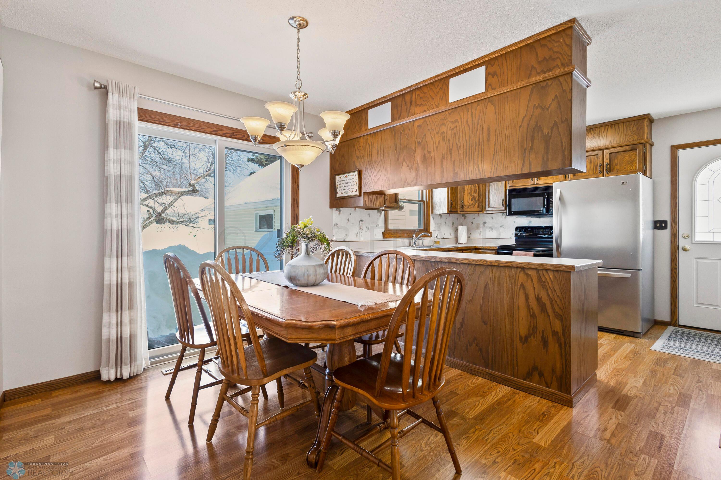 Eat in Kitchen
