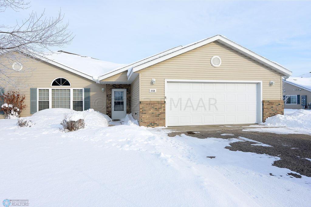 358 30th St N Moorhead