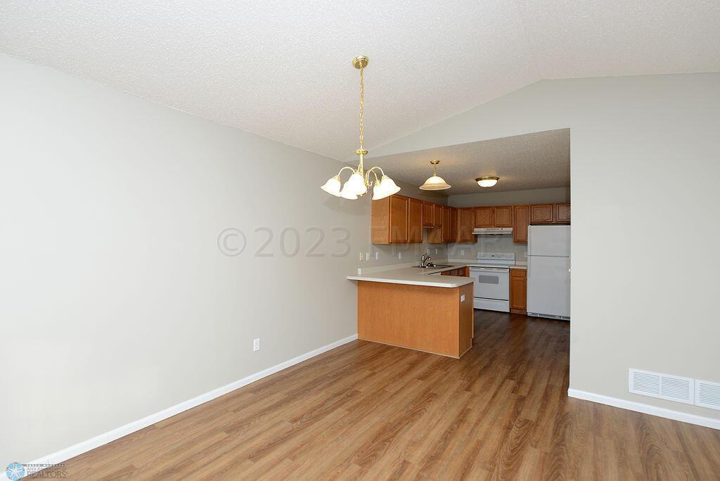 358 30th St N Moorhead