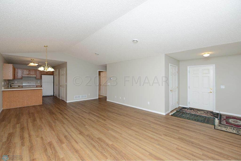 358 30th St N Moorhead