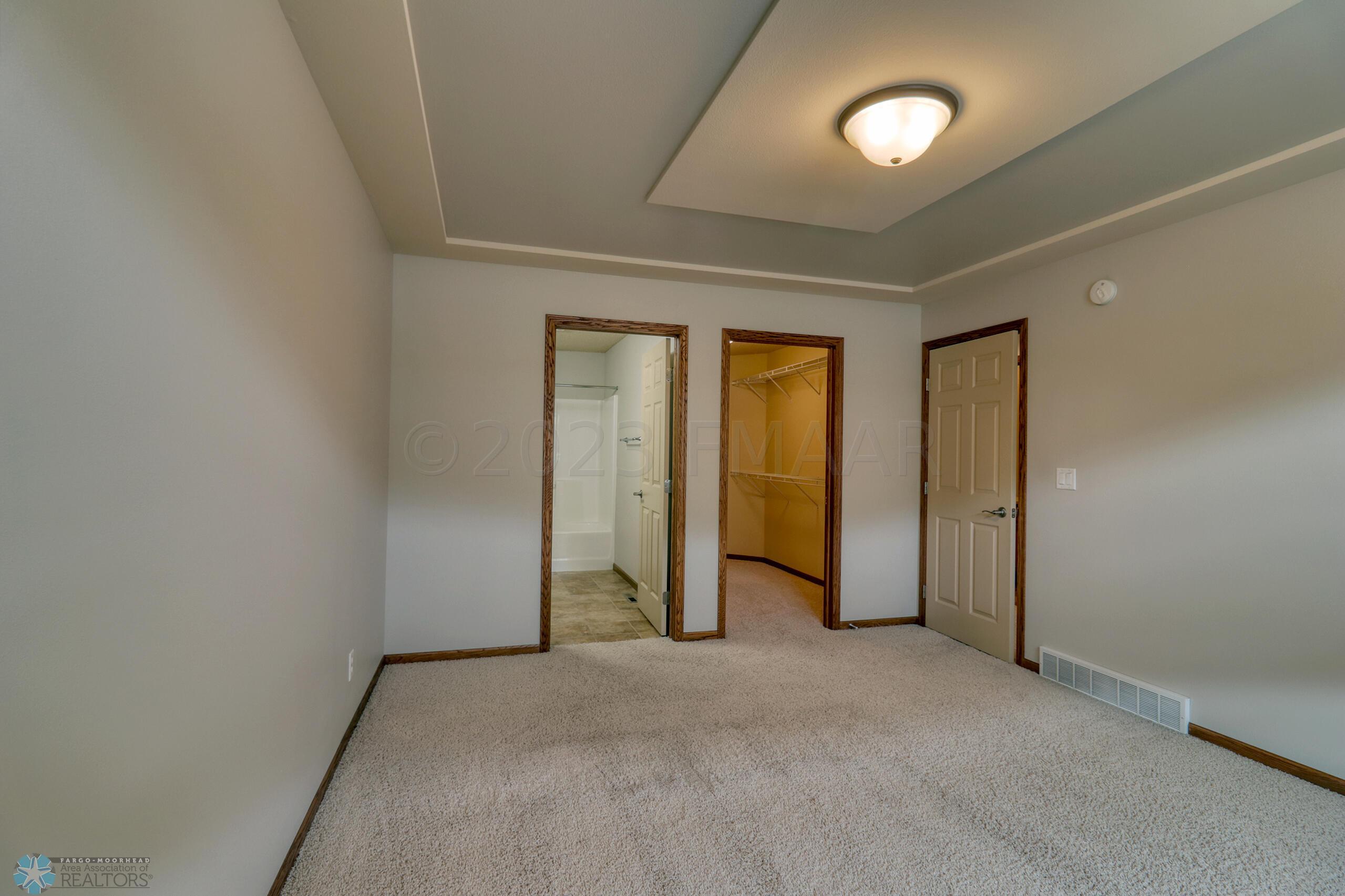 Master Bedroom1_2