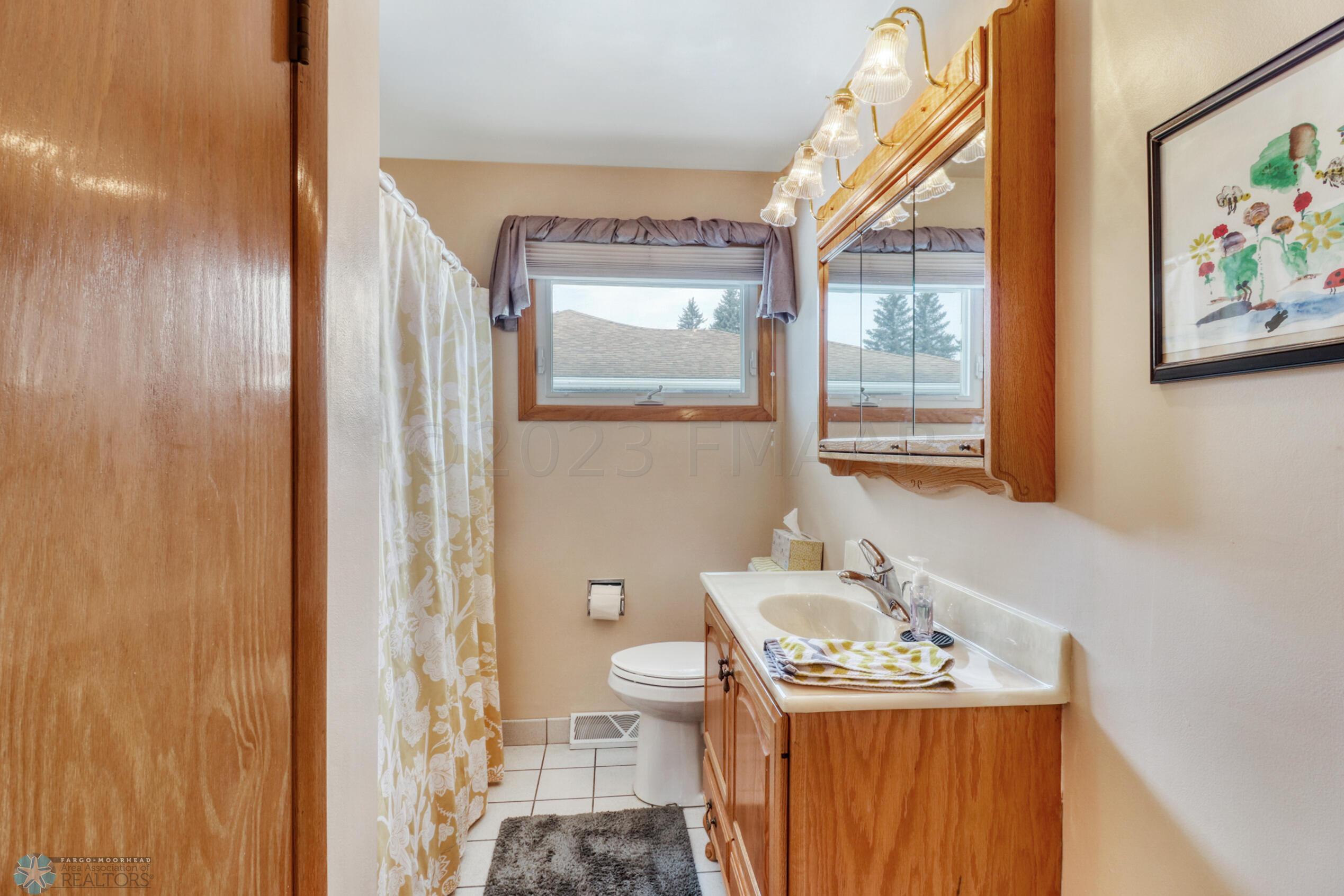 Bathroom1_1
