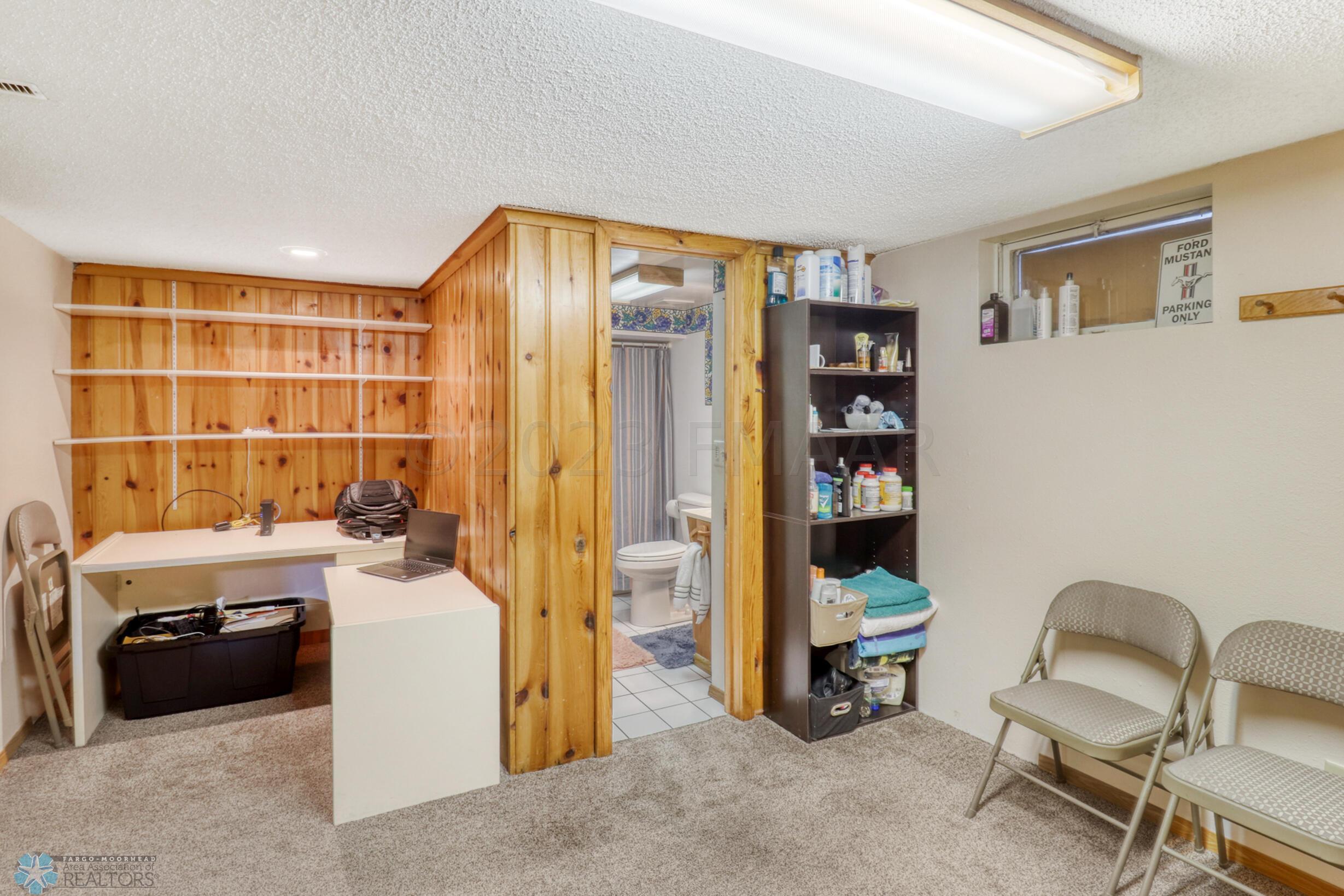 Basement Room1_2