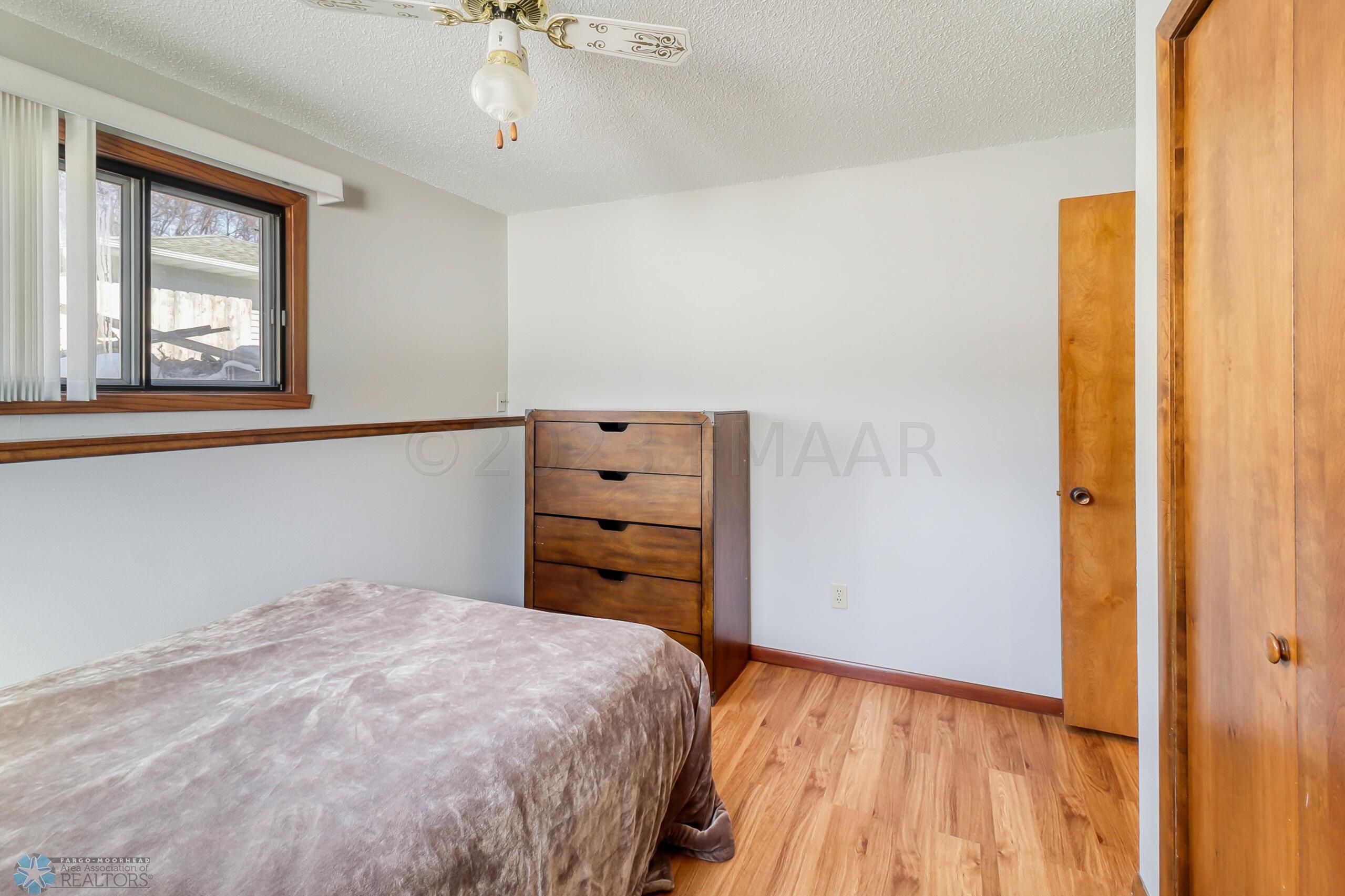 Basement Bedroom1_2