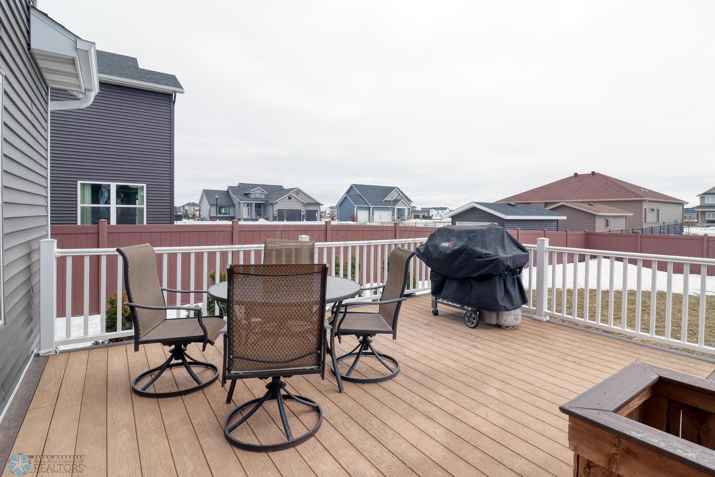 BackyardDeck1_0