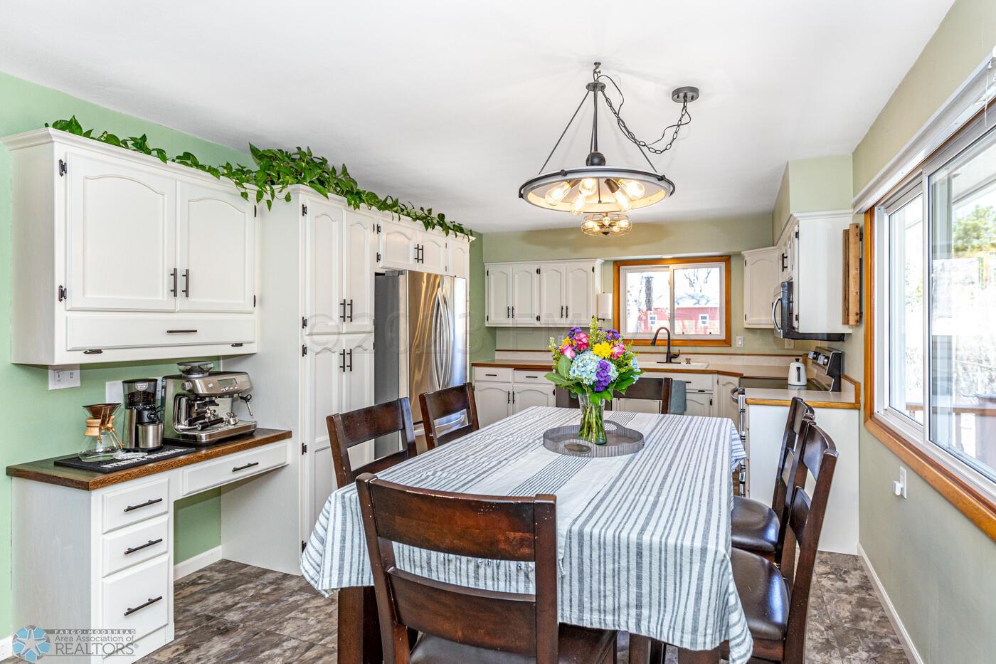 Kitchen/Dining