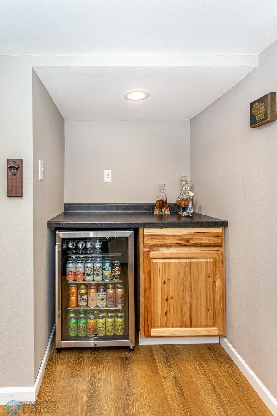 Family Room - Bar