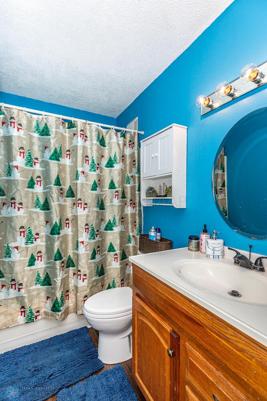 Main floor Bathroom