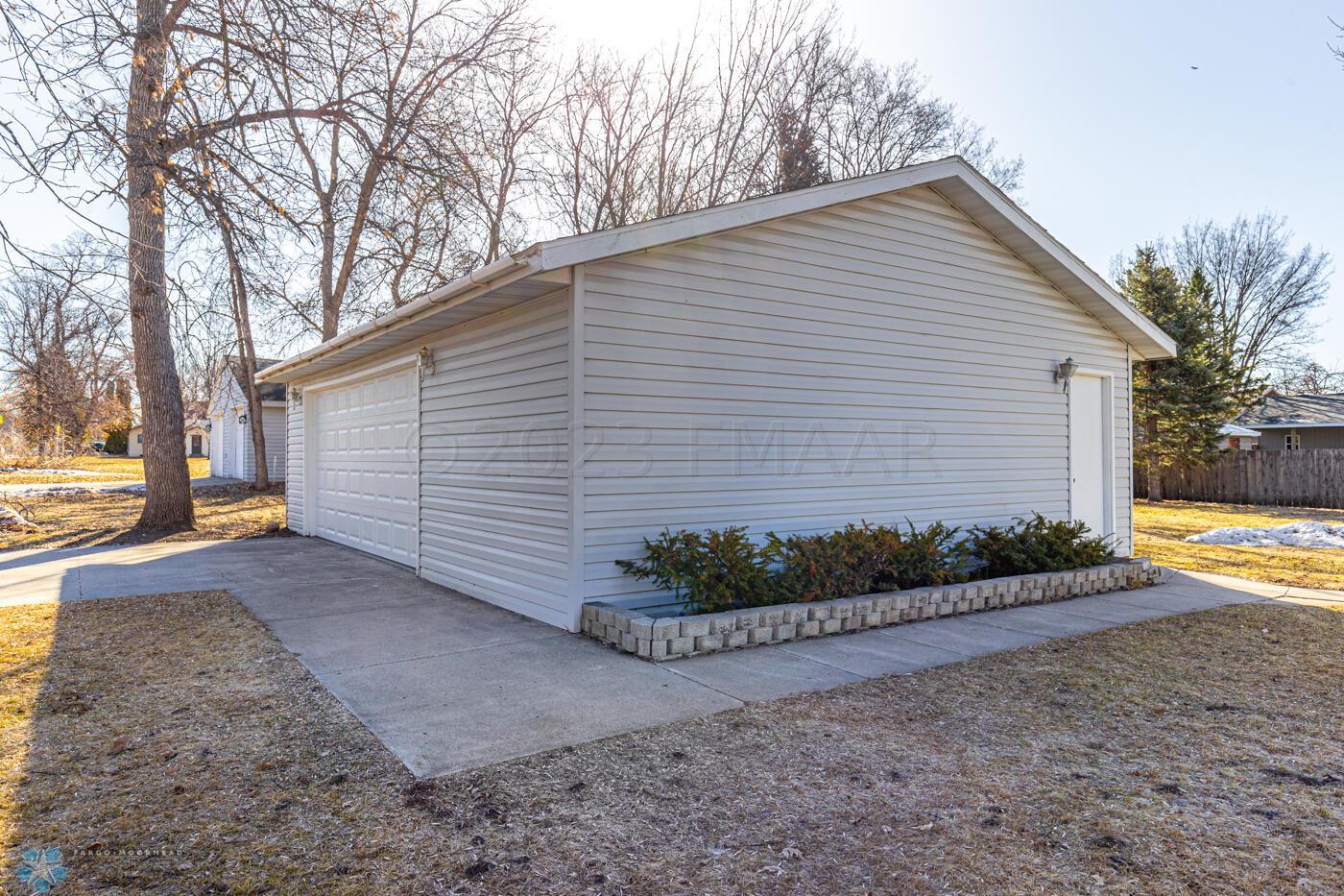 Tripple Garage
