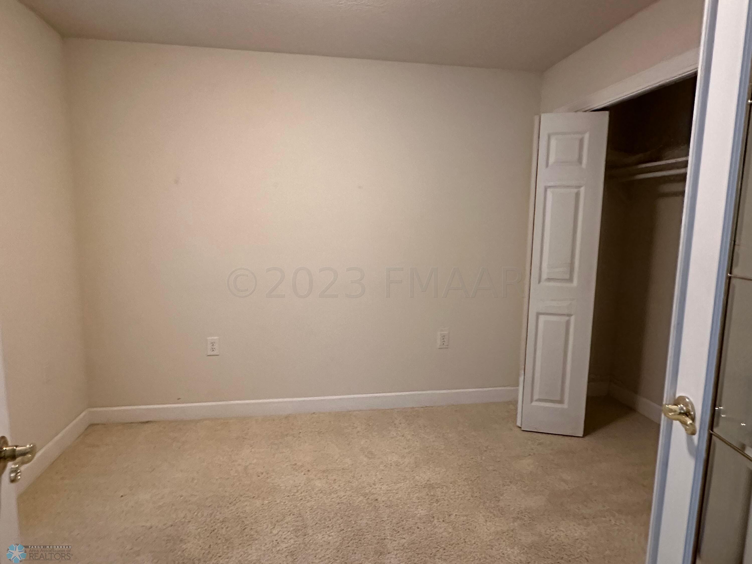 30BA716B-F3B3-47B5-BD87-ED1D45344536