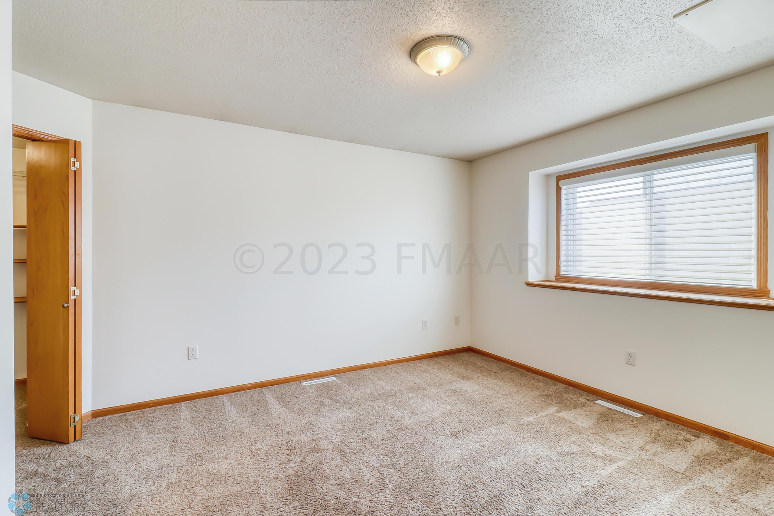 Master Bedroom1_1