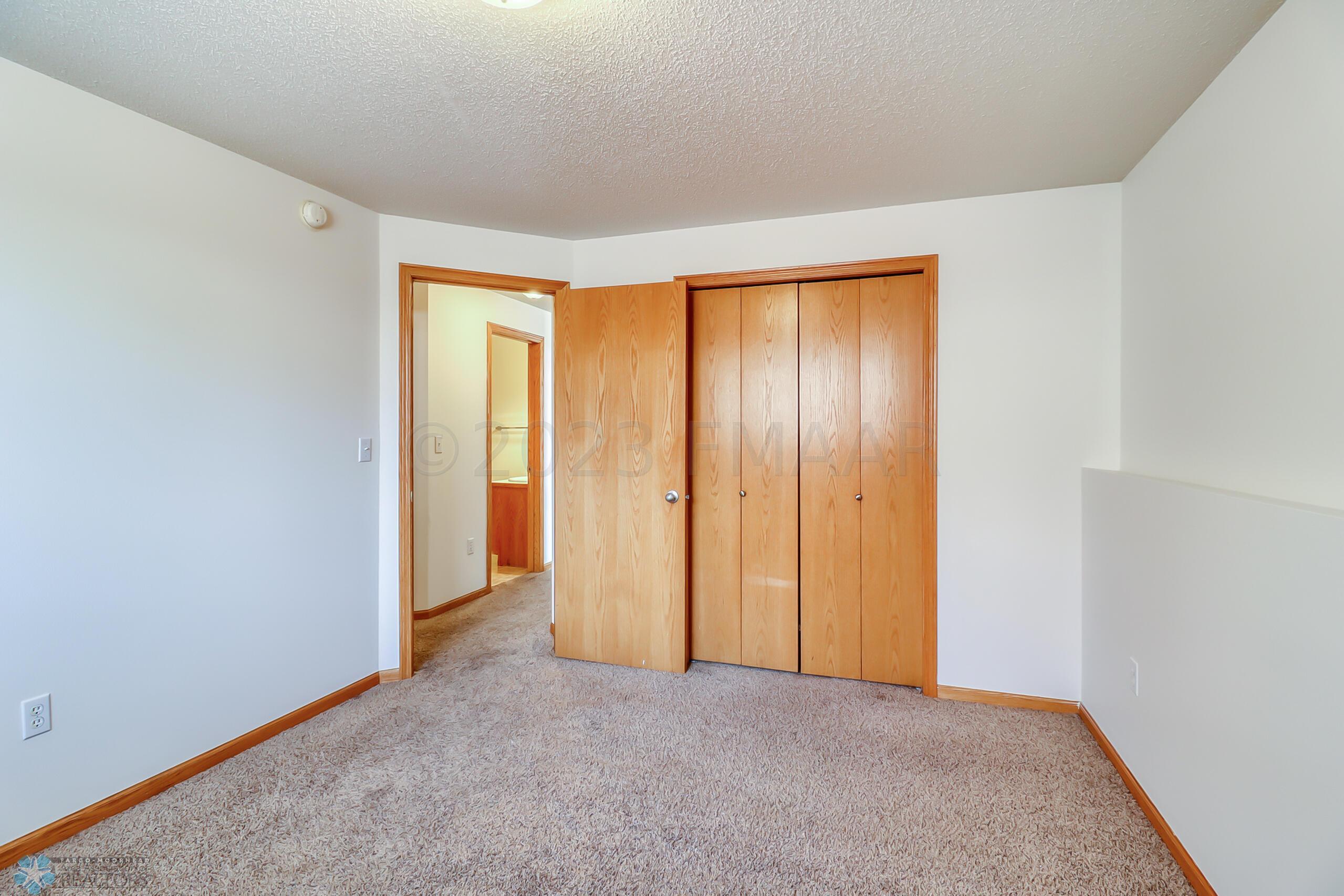 Basement Bedroom2_2