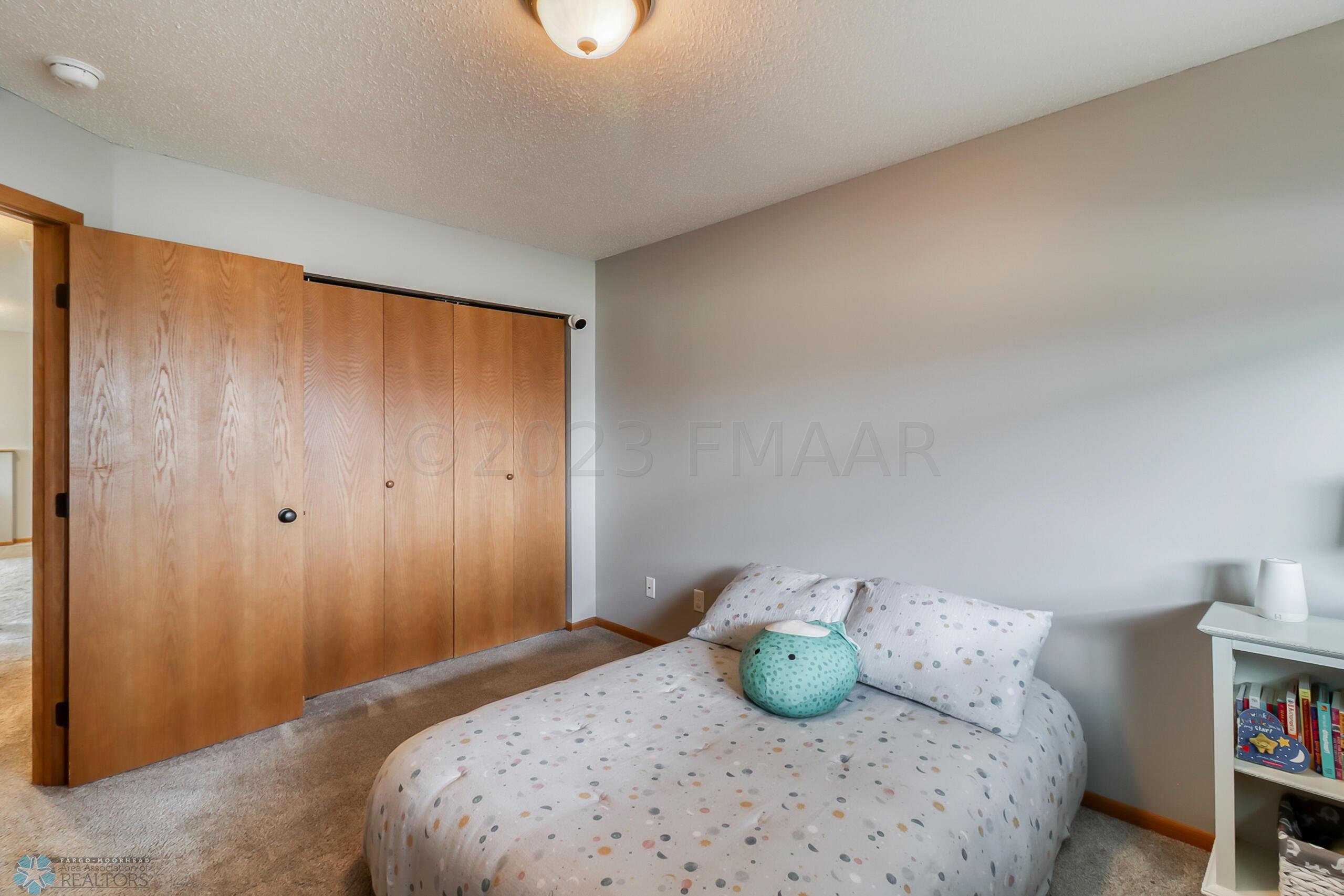 Basement Bedroom1_2