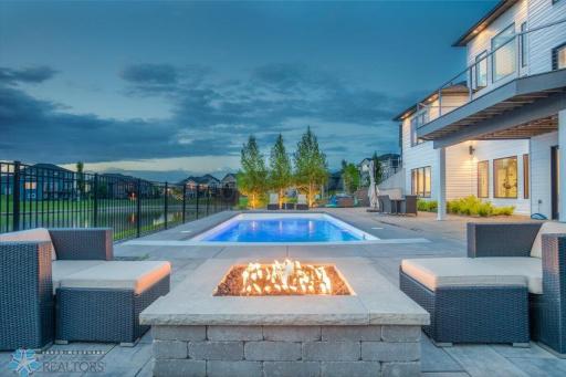 3722 6TH Street E, West Fargo, ND 58078