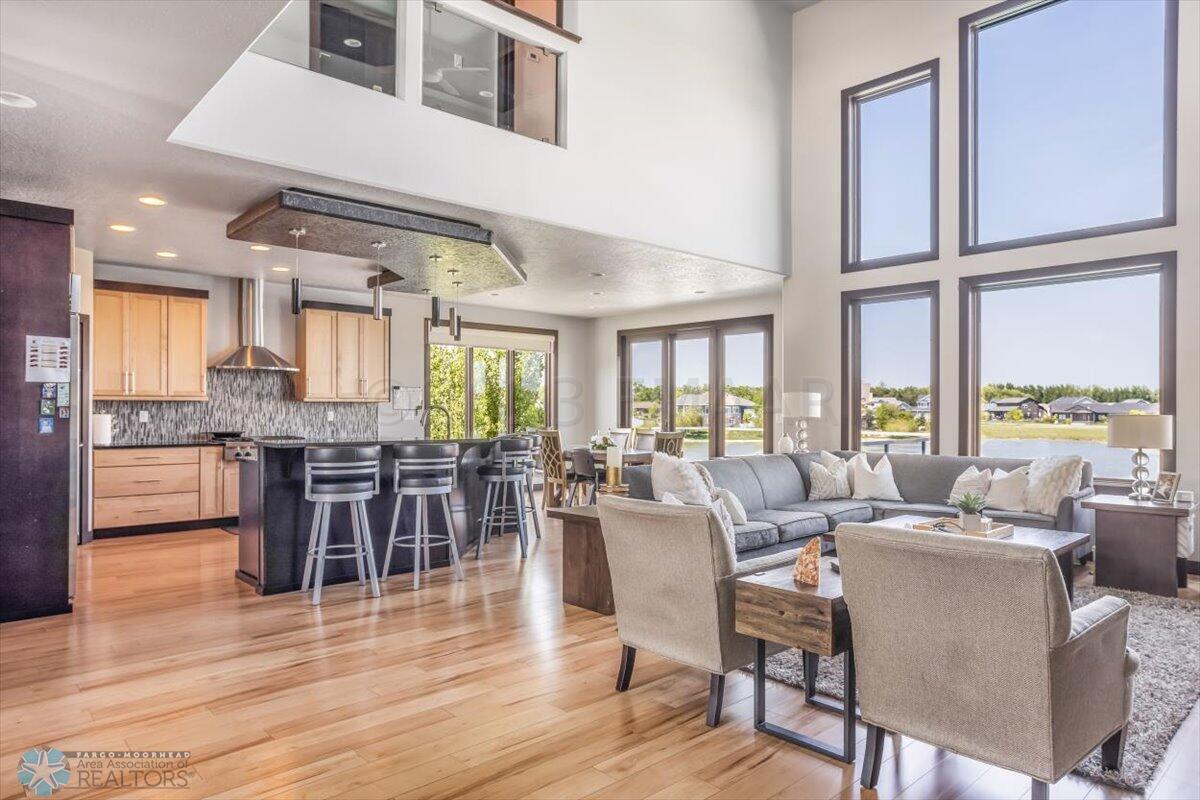 Living Room/Kitchen