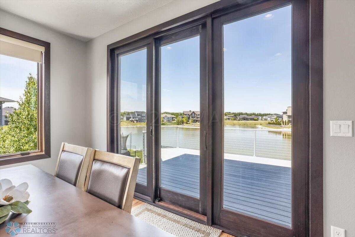 Dining/View