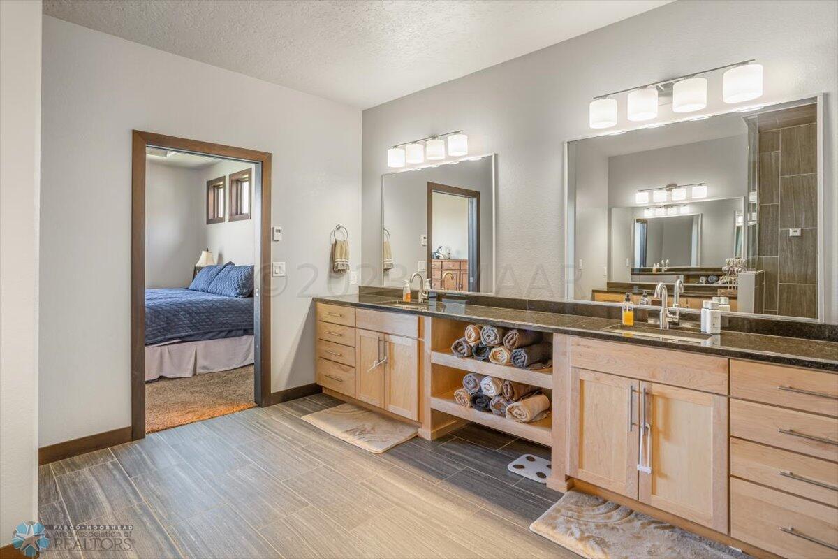 Primary En-Suite
