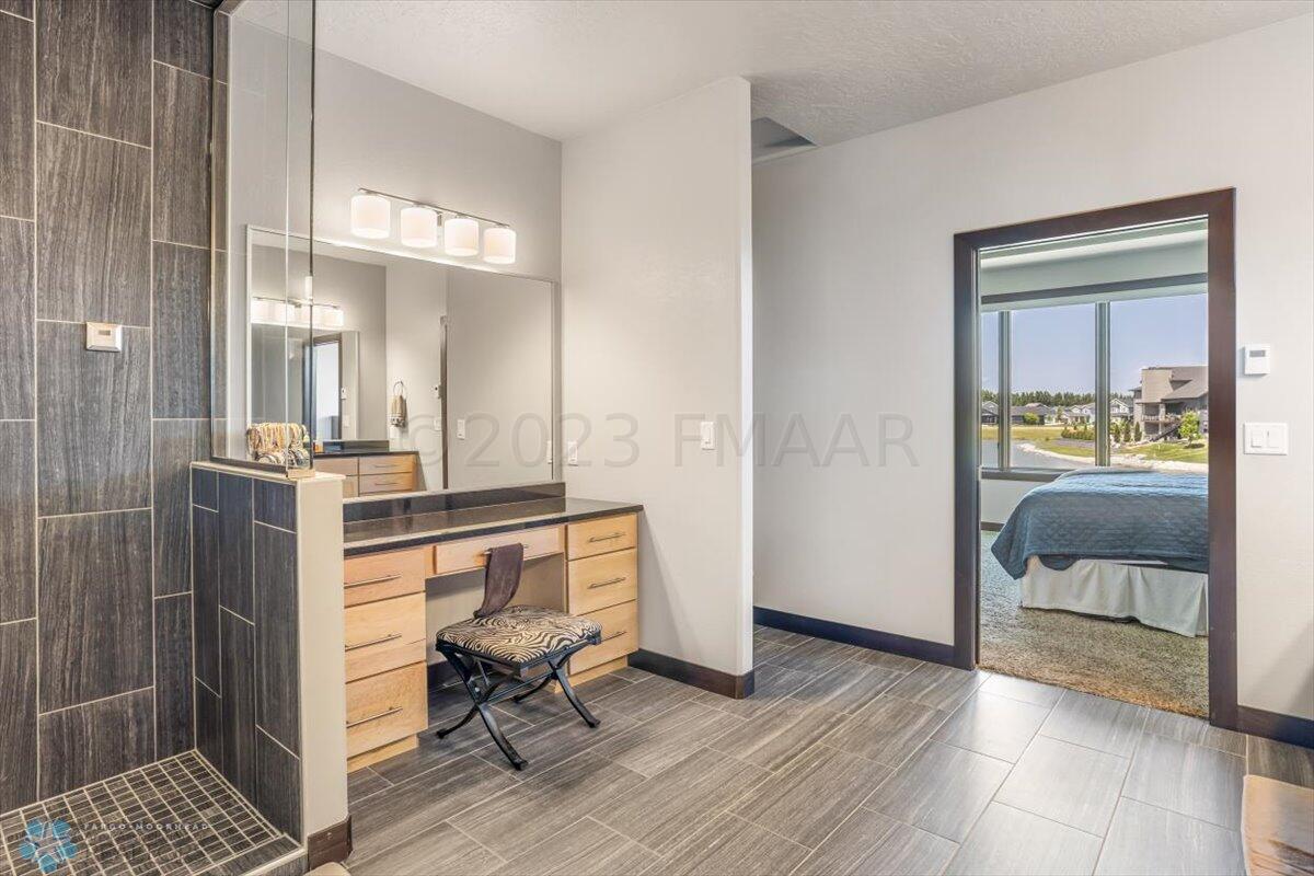 Primary En-Suite
