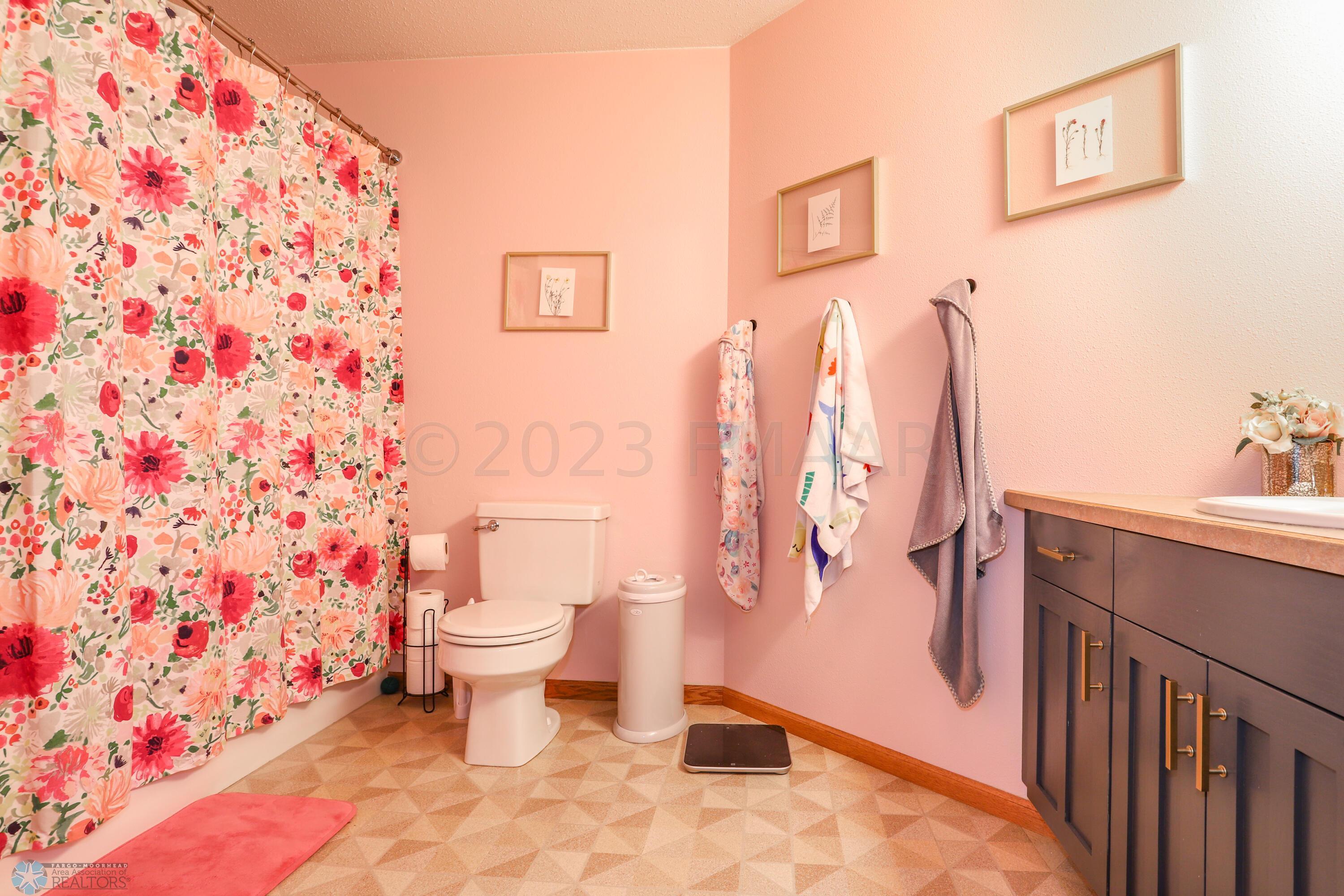 Upper Level Bathroom