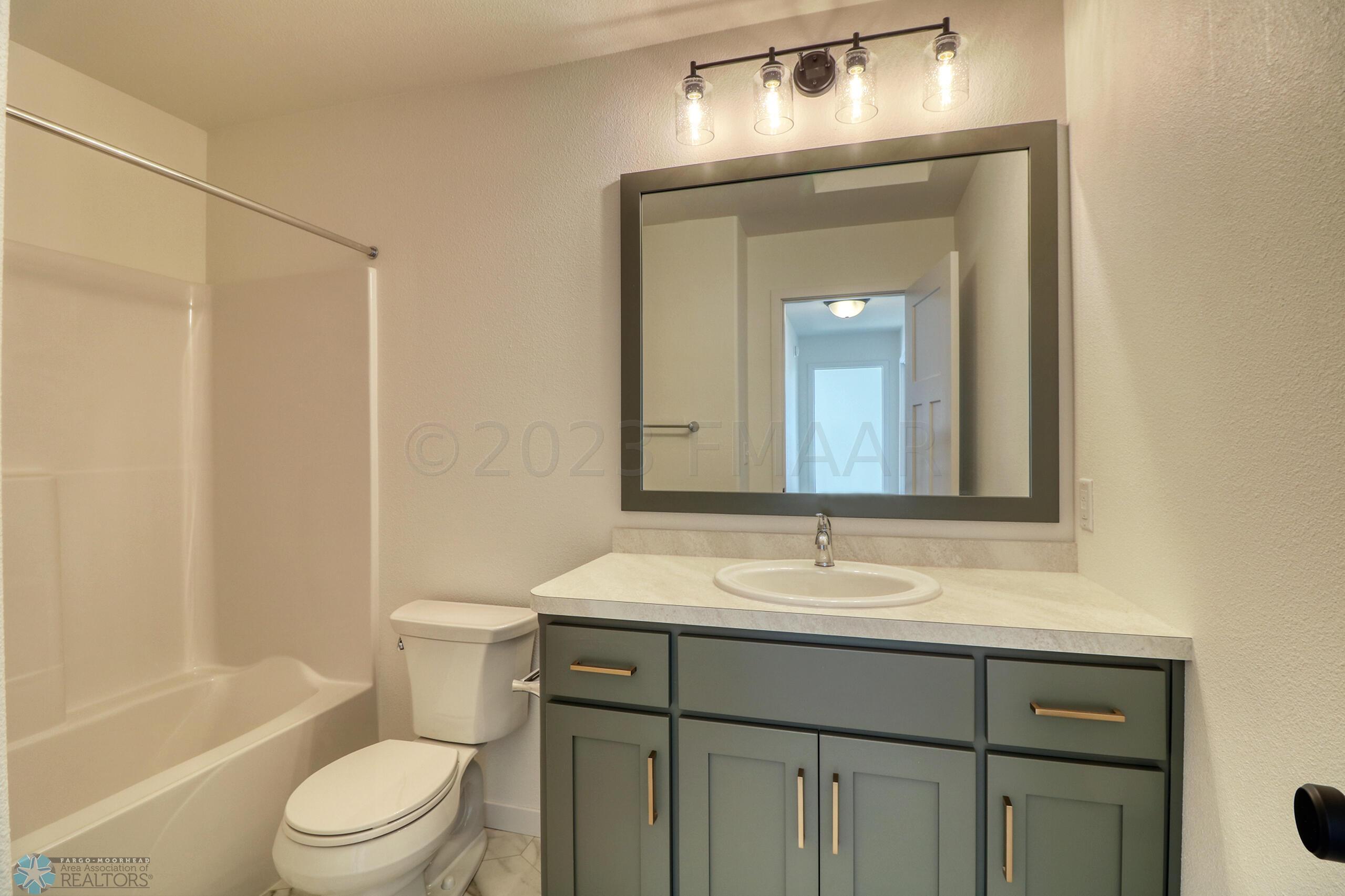 Bathroom1_1