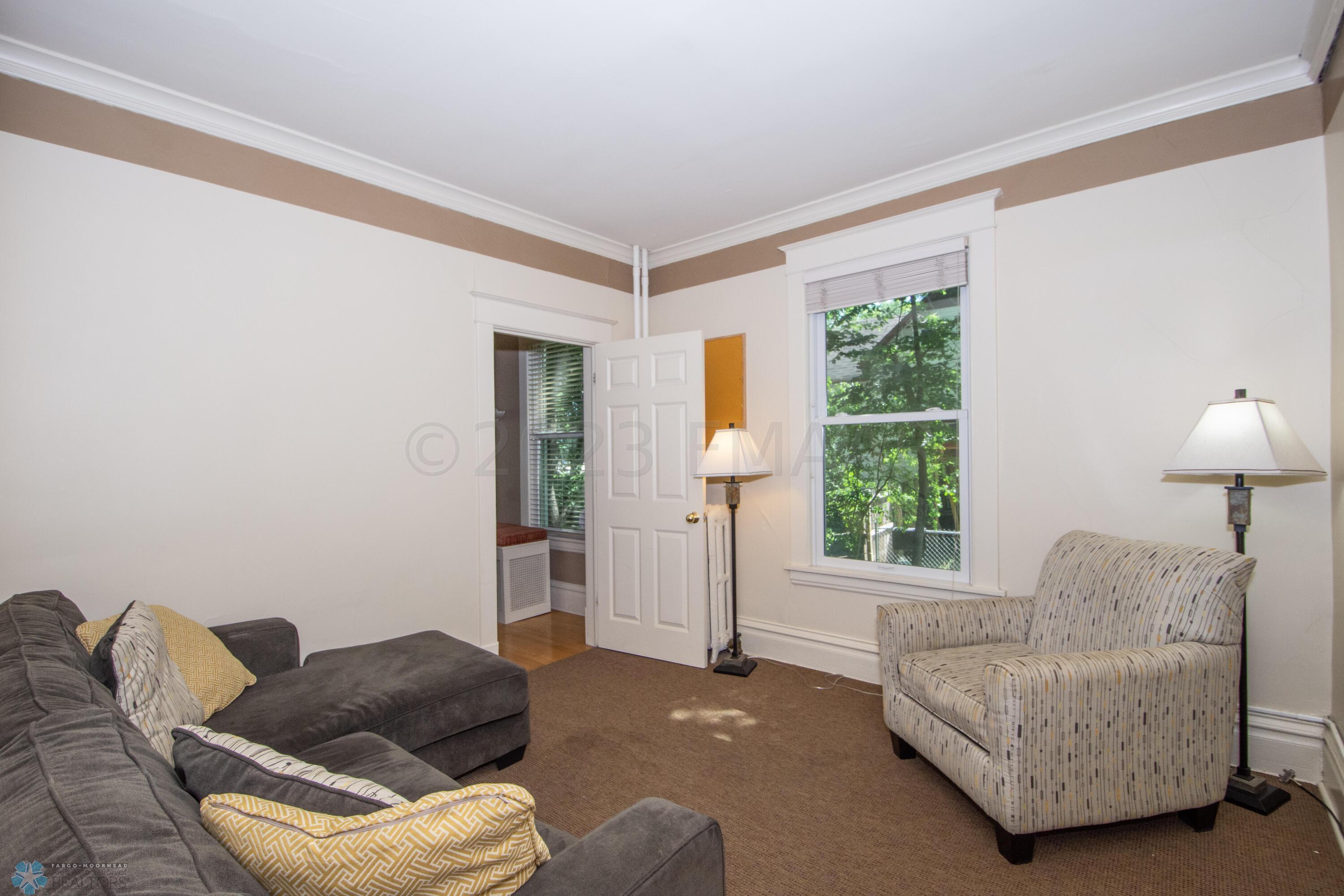 Bedroom/Office