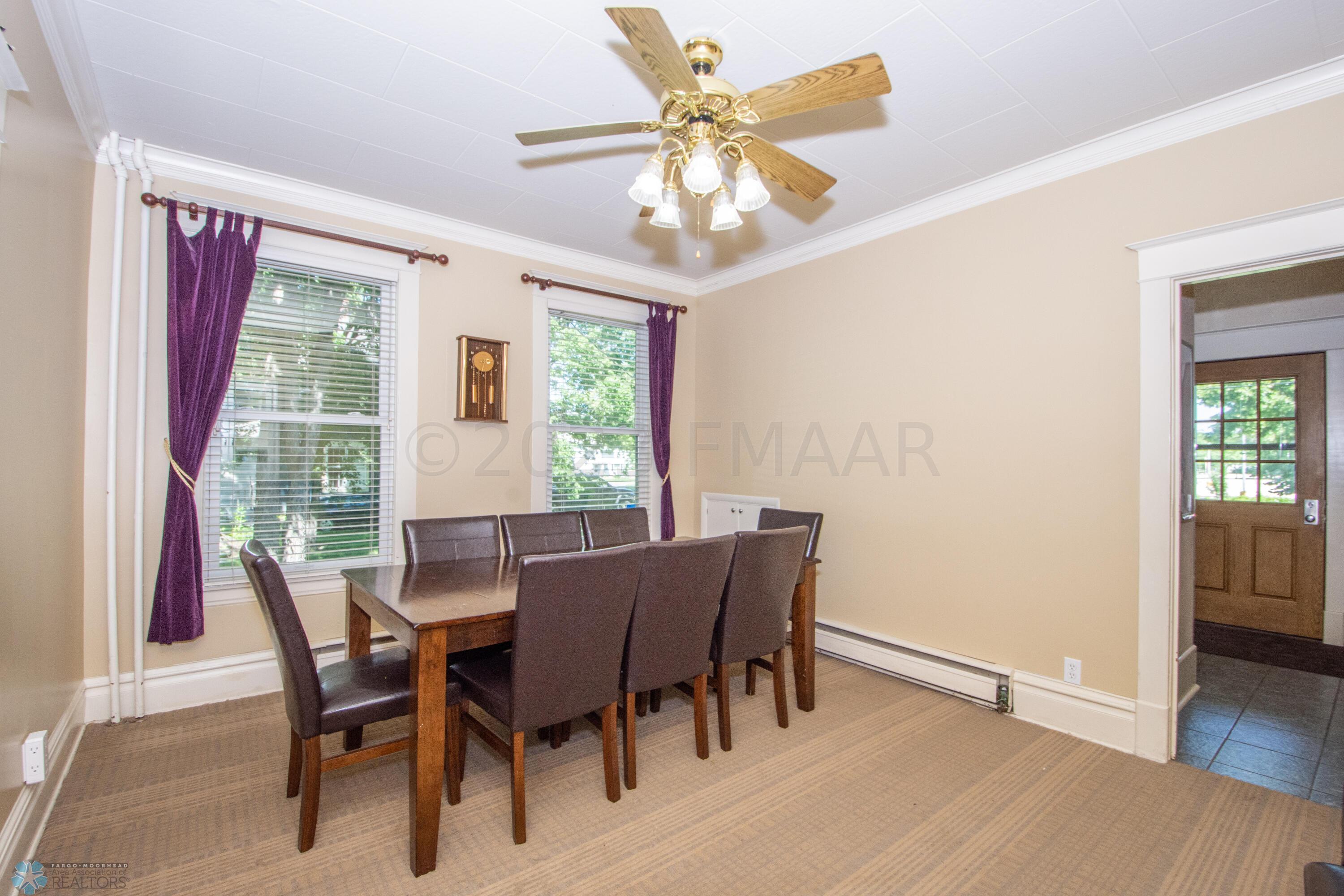 Formal Dining