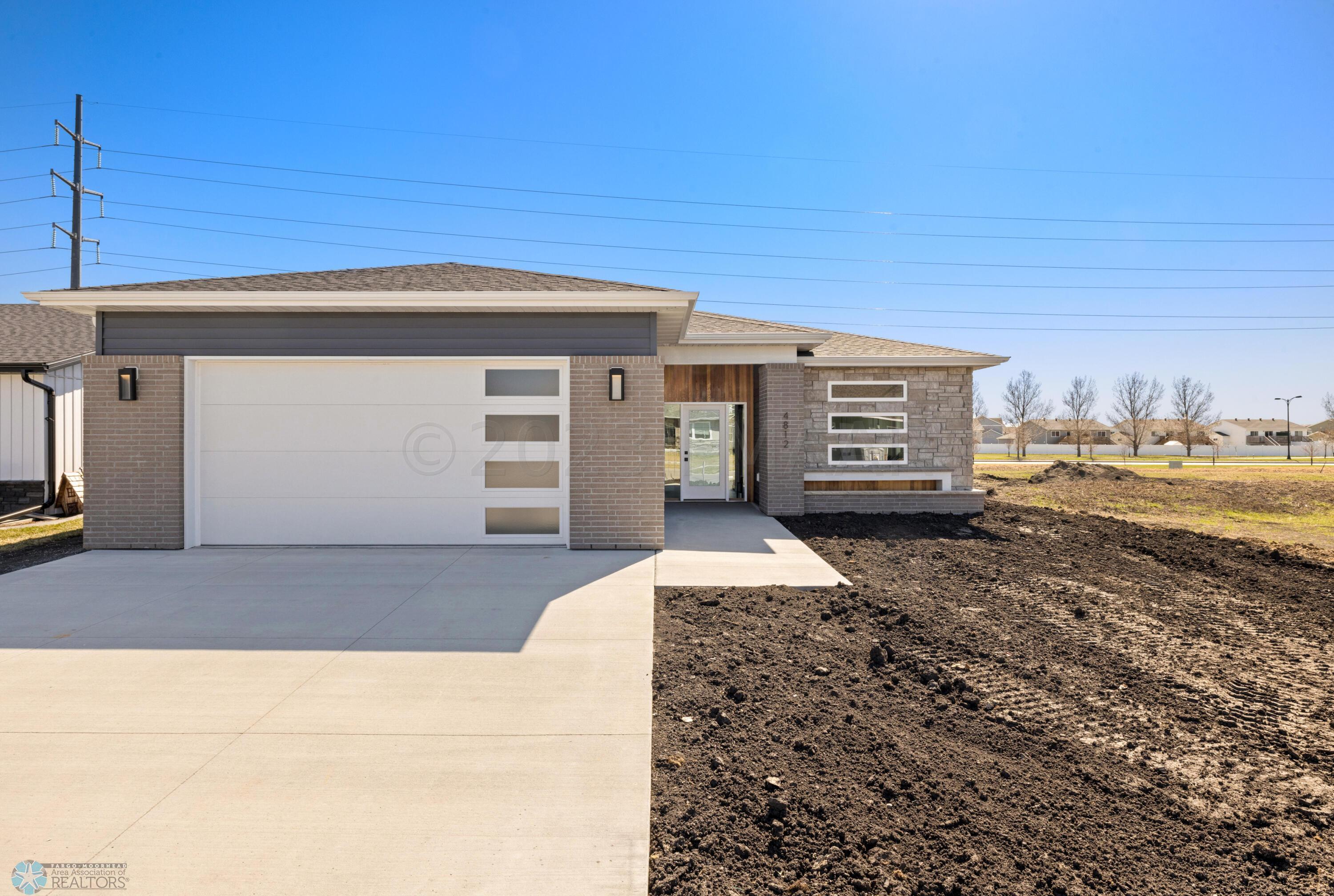 4812 exterior