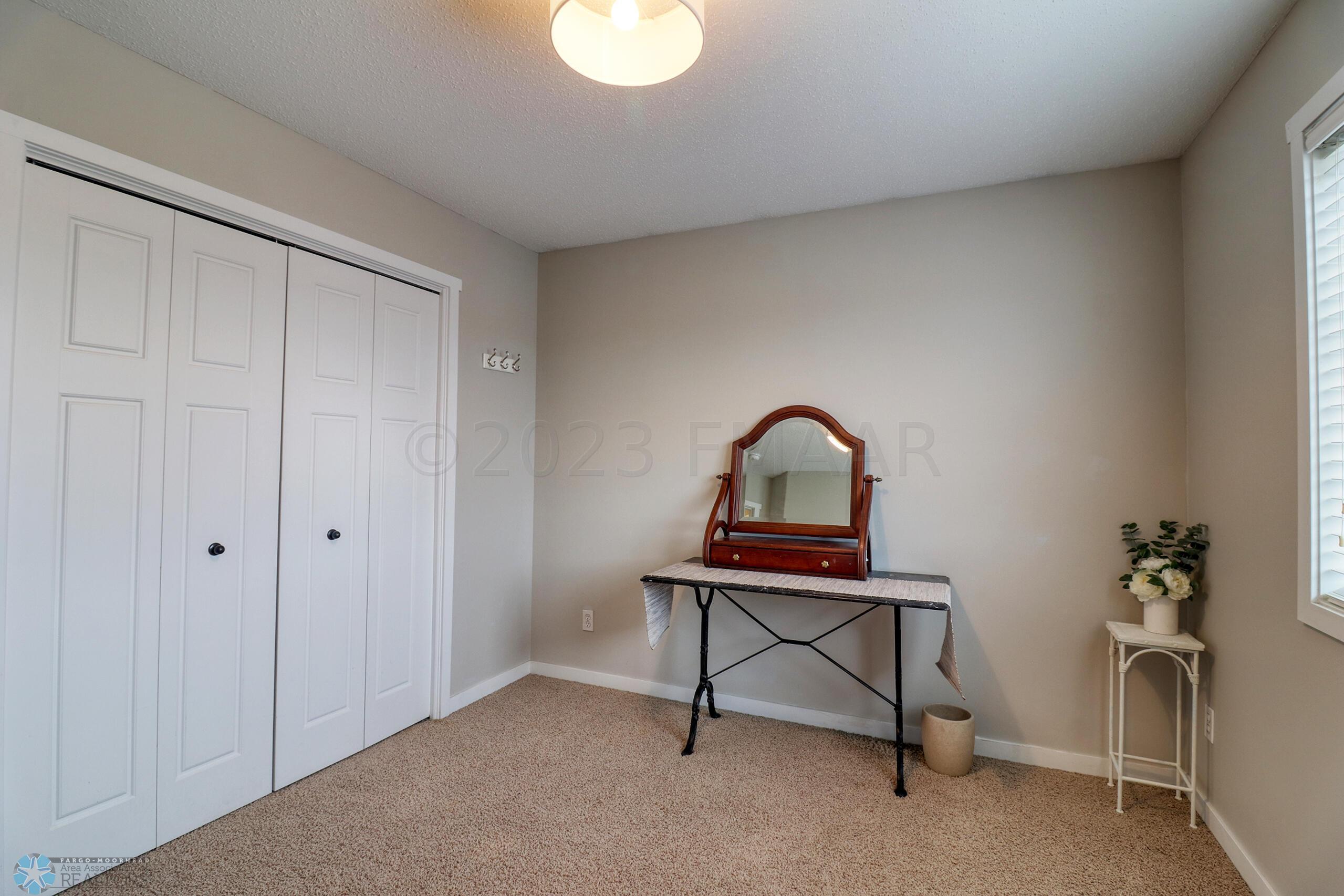 Bedroom1_2