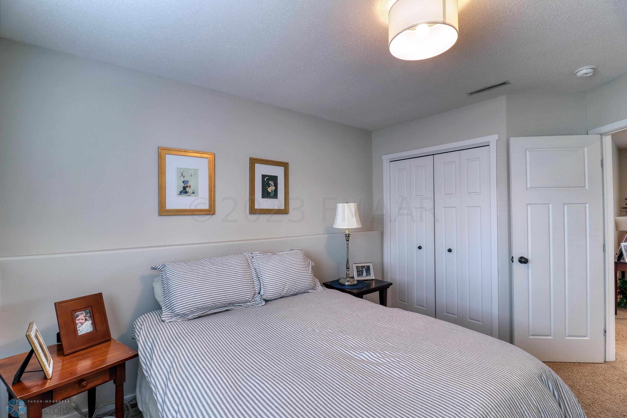 Basement Bedroom1_2