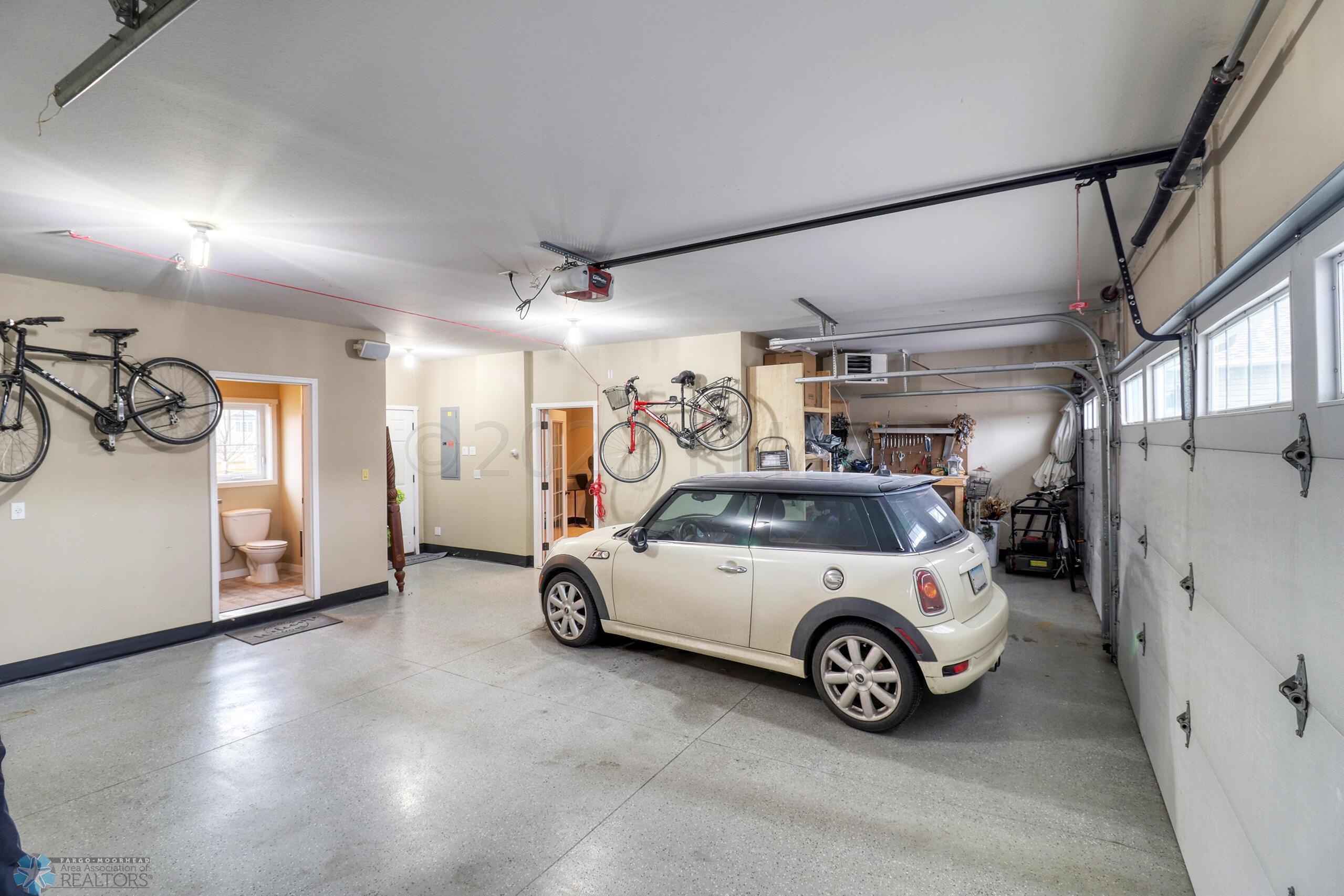 Garage1_2
